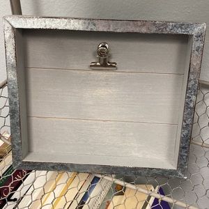 Rustic Picture Frame with Picture Clip